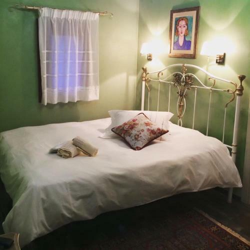 Hostal The House By The River Luxury Villa