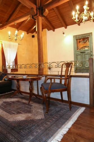 Hostal The House By The River Luxury Villa