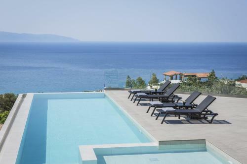Vlachata Villa Sleeps 6 Pool Wifi