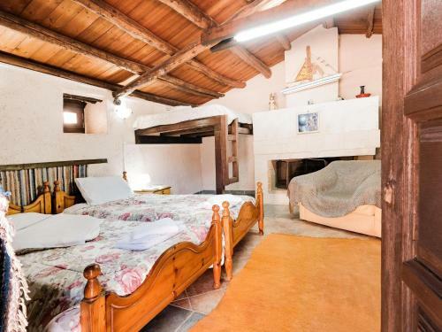 Rustic Holiday Home In Volimes Near Sea Beach