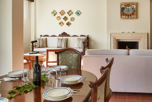 Villa Charma - Wonderful Villa With Private Pool And Garden