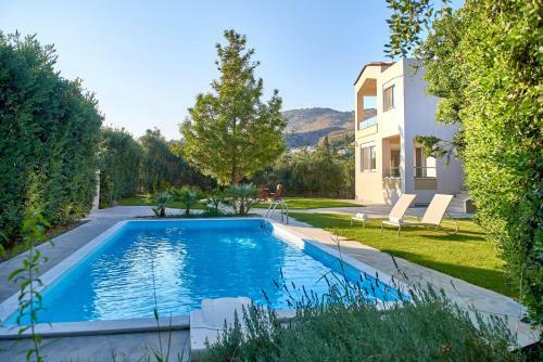 Villa Charma - Wonderful Villa With Private Pool And Garden