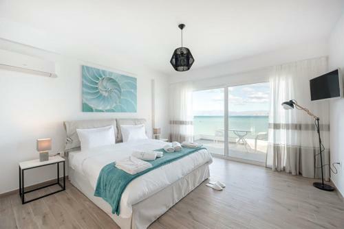 Hostal Costa Vasia Suites And Apartments