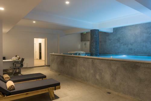 Epos Luxury Beach Hotel / Adults Only 16+