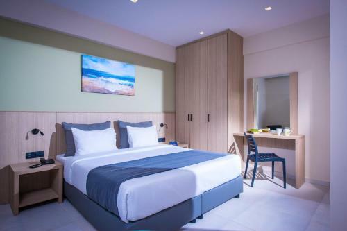 Hotel Enorme Eanthia Beach
