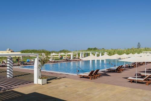 Ilion Beach Hotel