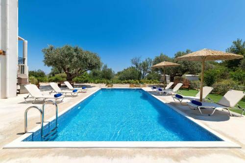 Dipasquale Villa Near Anthony Quinn