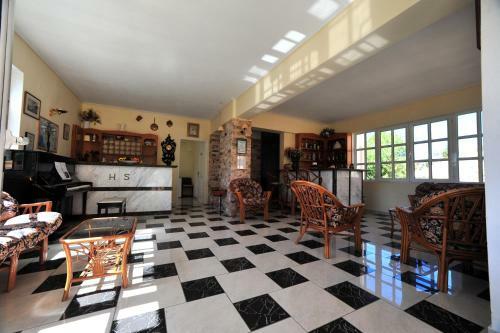 Apartamento Sarakina Hotel