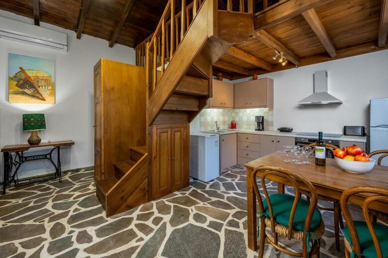 Ariadni Apartments
