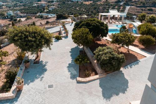 Ksirokampos Villa Sleeps 10 With Pool And Air Con