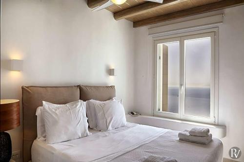 Agrari Villa Sleeps 24 With Pool Air Con And Wifi