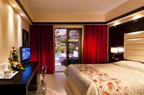 Hotel Oceanis Beach & Spa Resort