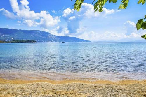 Dassia Villa Sleeps 8 Pool Wifi
