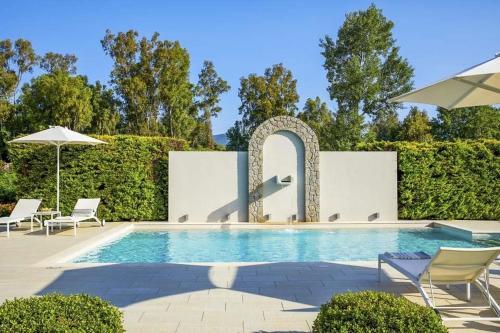 Dassia Villa Sleeps 8 Pool Wifi