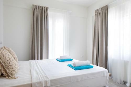 Boho Living, Apartments With Shared Pool Next The Beach