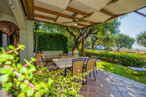 Corfu Villa Beach Front Barbati