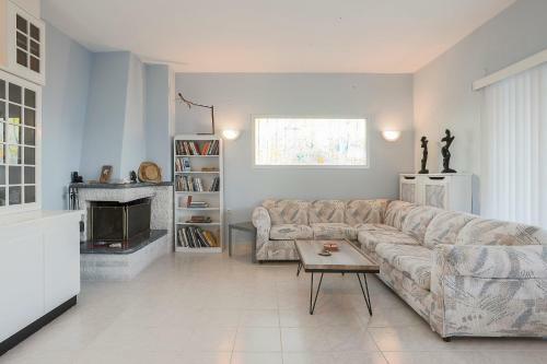 #flh - Summer Breeze Apartment, Fava Beach