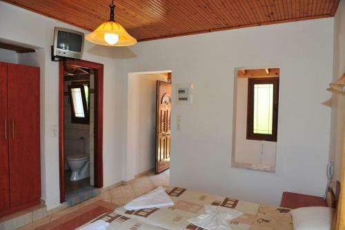 Hostal Room In Apartment - Elegant Studio For 2 People With Many Amenities