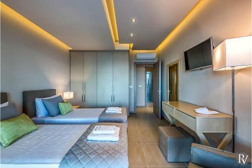 Limni Keriou Villa Sleeps 8 Wifi