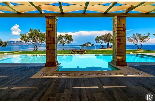 Limni Keriou Villa Sleeps 8 Wifi
