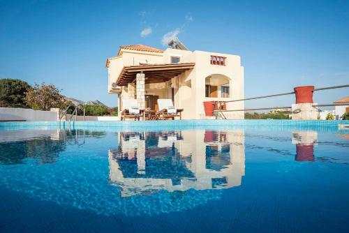 Tersanas Luxury Three-bedroom Villas