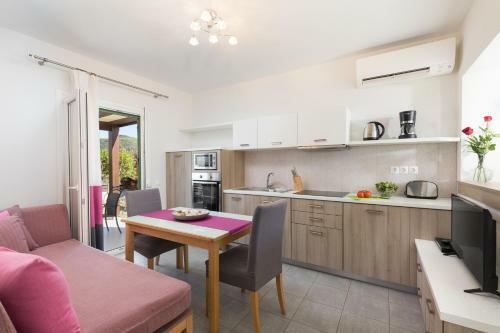 Garden Apartments Agios Stefanos Corfu