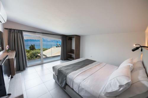 Anatoli Villas