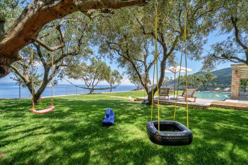 Limni Keriou Villa Sleeps 6 With Pool And Air Con