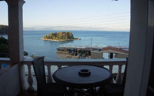 Hotel Batis Rooms