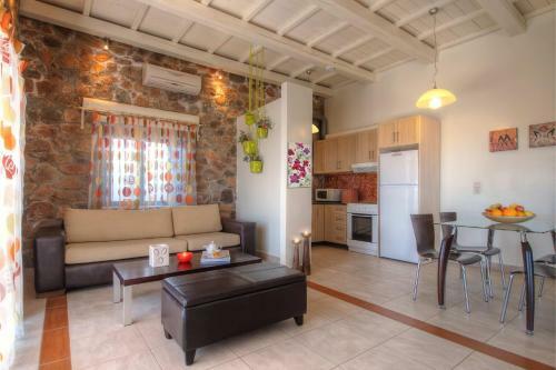 Meliti Sunset View & Private Pool Villa With Jacuzzi 4 Couples