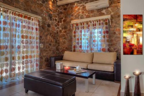 Meliti Sunset View & Private Pool Villa With Jacuzzi 4 Couples
