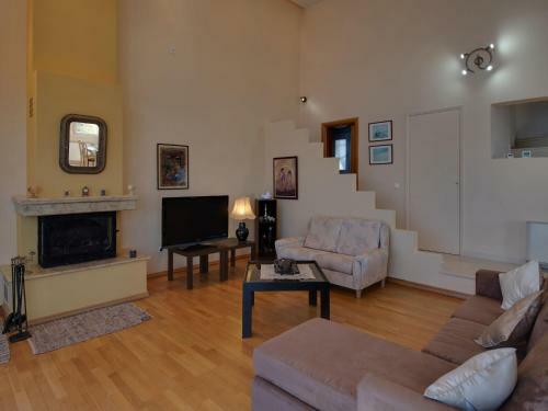 Alluring Villa In Saronida With Private Swimming Pool