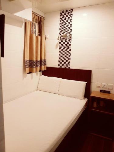 Hostal Simplex Guesthouse