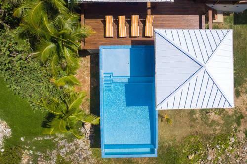 Villa Vivaro Roatan North House