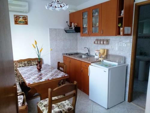 Apartment With One Bedroom In Vinisce With Wifi