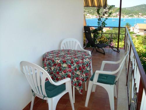 Apartment With One Bedroom In Vinisce With Wifi