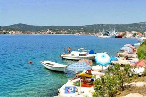 Apartment With One Bedroom In Vinisce With Wifi