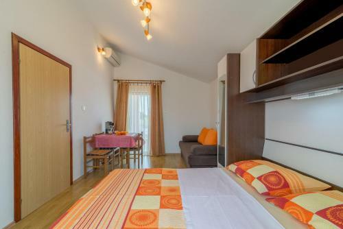 Apartamento Holiday Home 193472