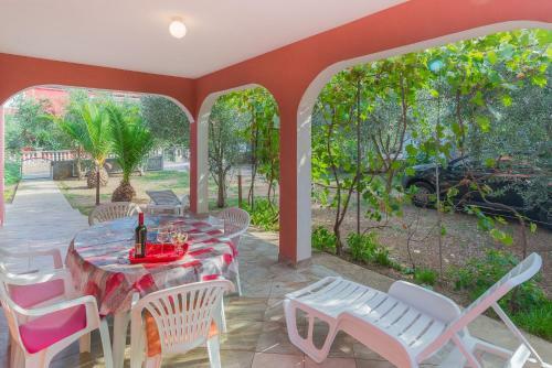 Apartamento Holiday Home 193472