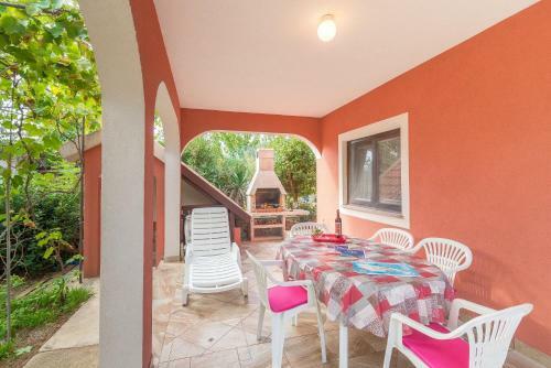 Apartamento Holiday Home 193472