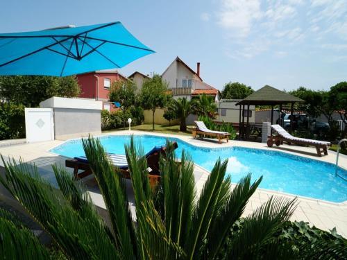 Luxurious Villa In Vir With Swimming Pool