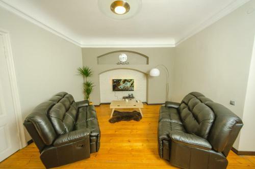 Large Vacation Apartment In The Old Town