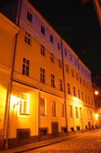Large Vacation Apartment In The Old Town