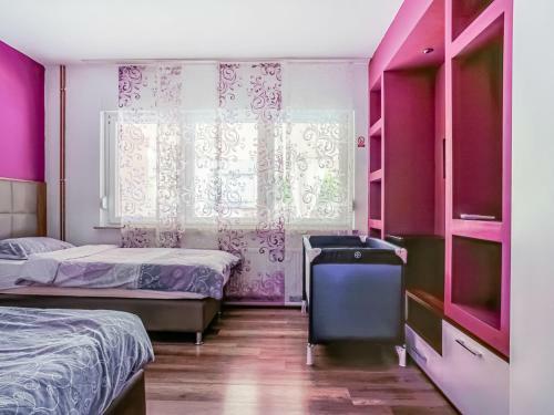 Spacious Holiday Home In Vukovar With Swimming Pool