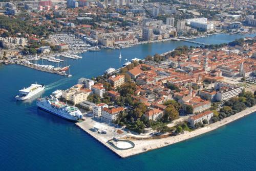Downtown Apartment Korina Zadar