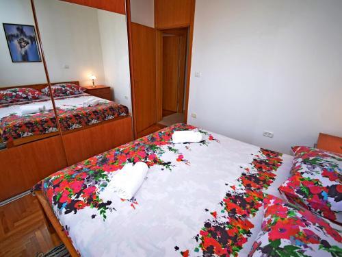 Spacious Apartment In Zadar Near Town