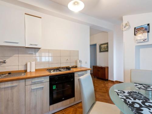 Scenic Apartment In Zadar With Terrace