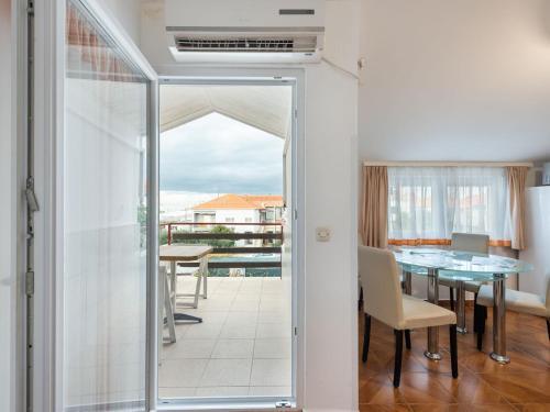 Scenic Apartment In Zadar With Terrace