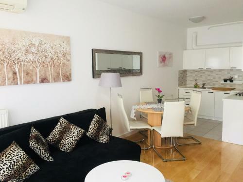 Apartamentos Nova Galerija West App Sara