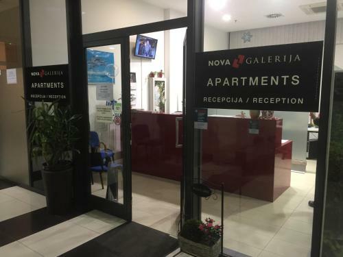 Apartamentos Nova Galerija West App Dora